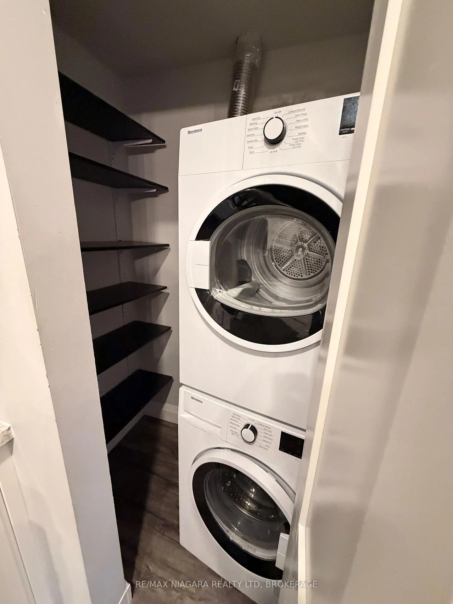 Photo 17 of Unit 814, 5698 Main Street, Niagara Falls, Hospital — HOMEH
