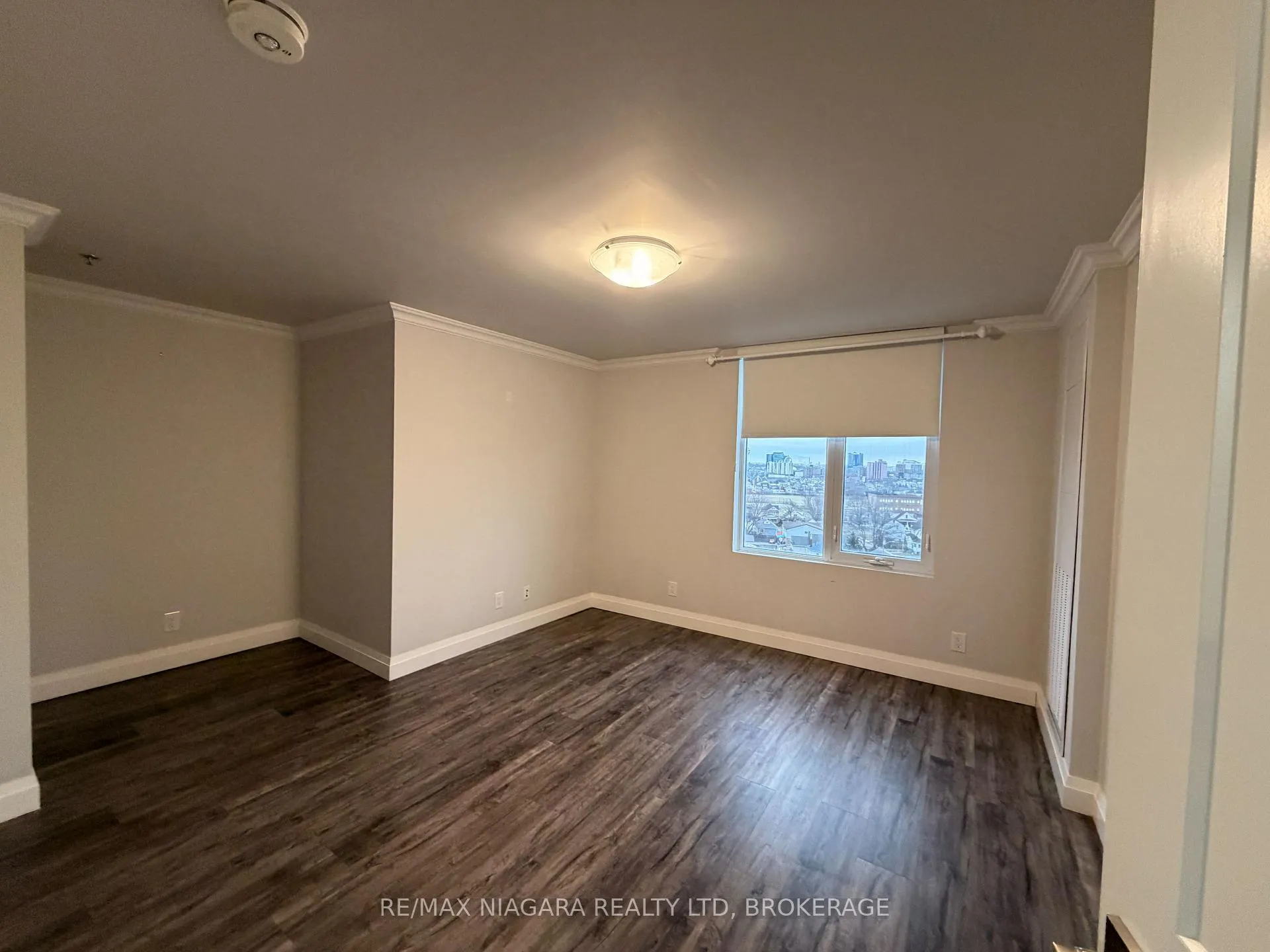 Photo 20 of Unit 814, 5698 Main Street, Niagara Falls, Hospital — HOMEH