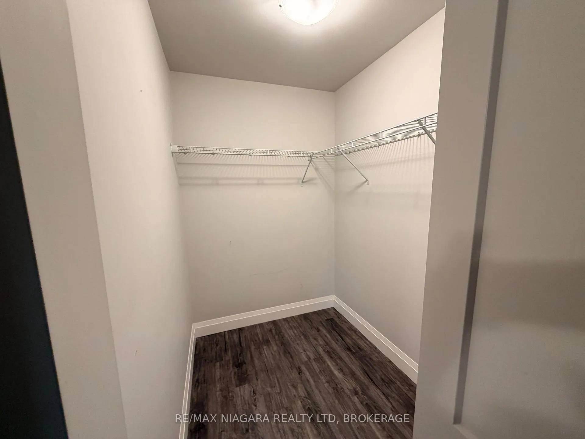 Photo 21 of Unit 814, 5698 Main Street, Niagara Falls, Hospital — HOMEH