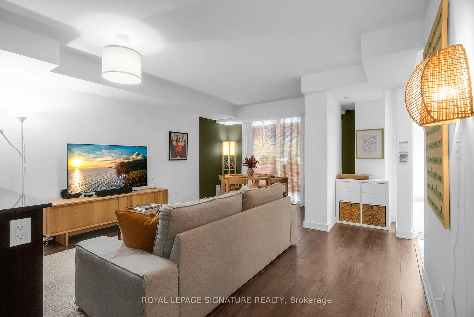 Photo 8 of Unit 8, 106 Varna Drive, Toronto, Englemount-Lawrence — HOMEH