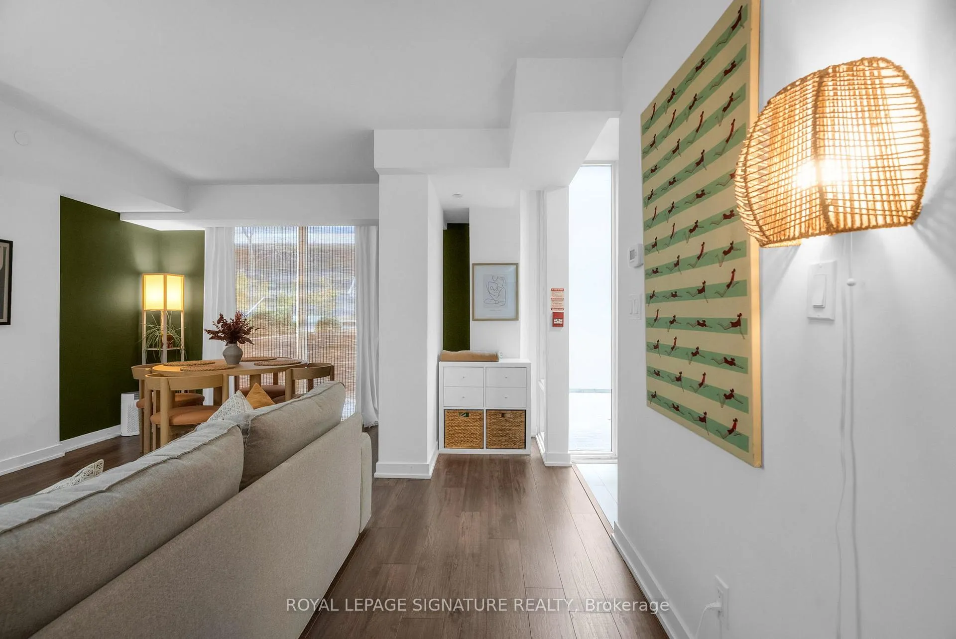 Photo 9 of Unit 8, 106 Varna Drive, Toronto, Englemount-Lawrence — HOMEH