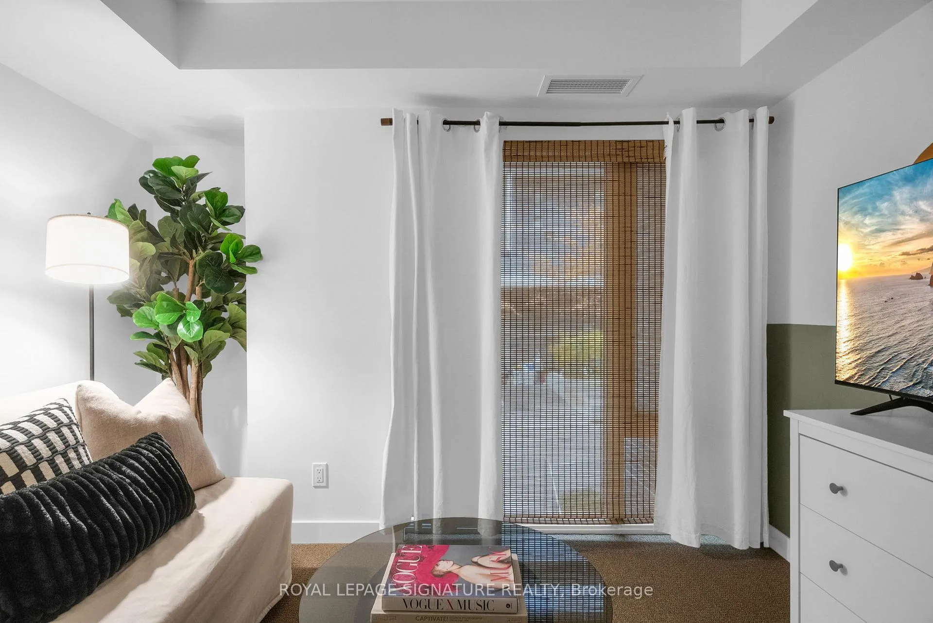 Photo 28 of Unit 8, 106 Varna Drive, Toronto, Englemount-Lawrence — HOMEH