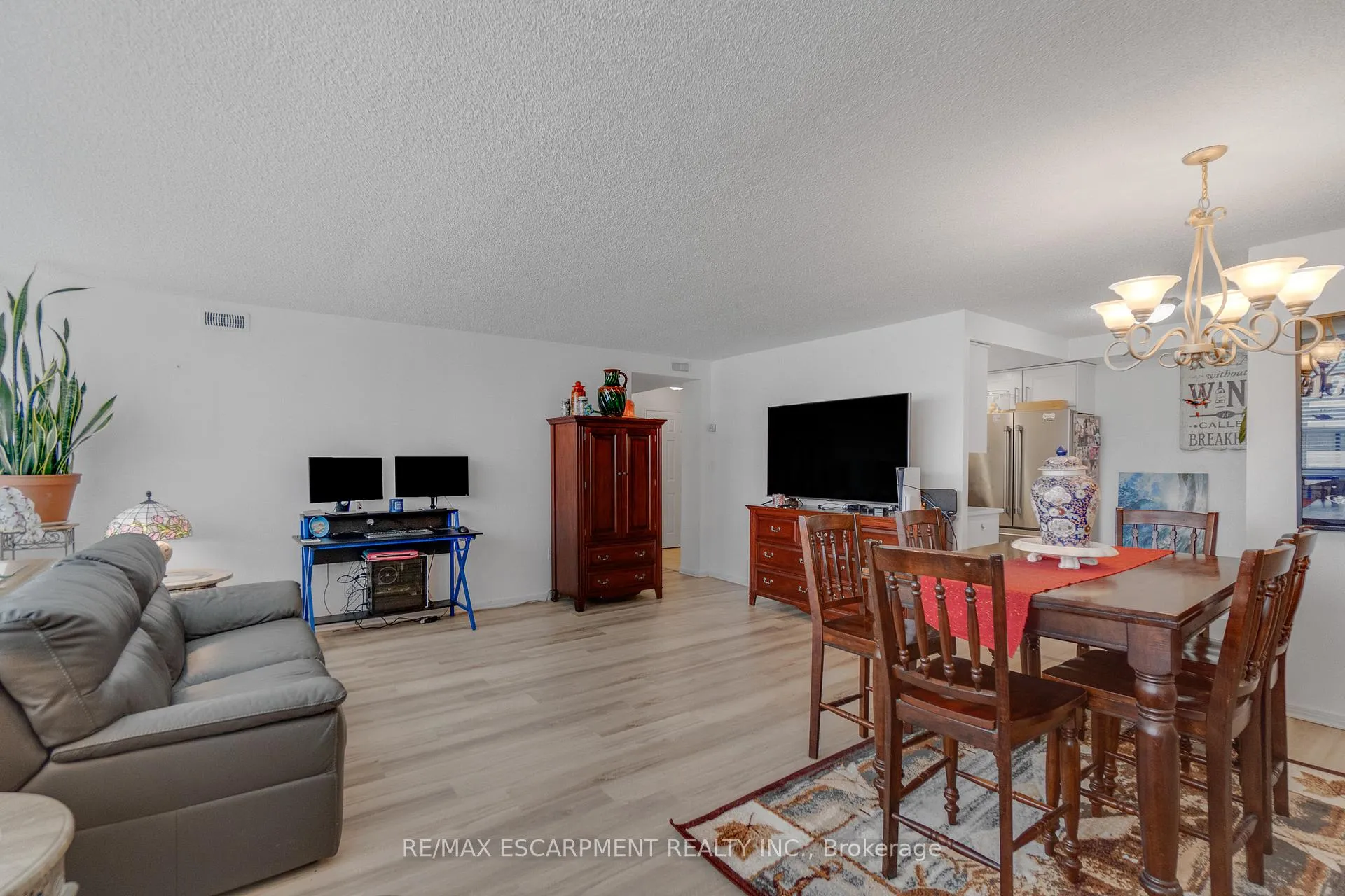 Photo 18 of Unit 504, 120 Duke Street N, Hamilton, Durand — HOMEH