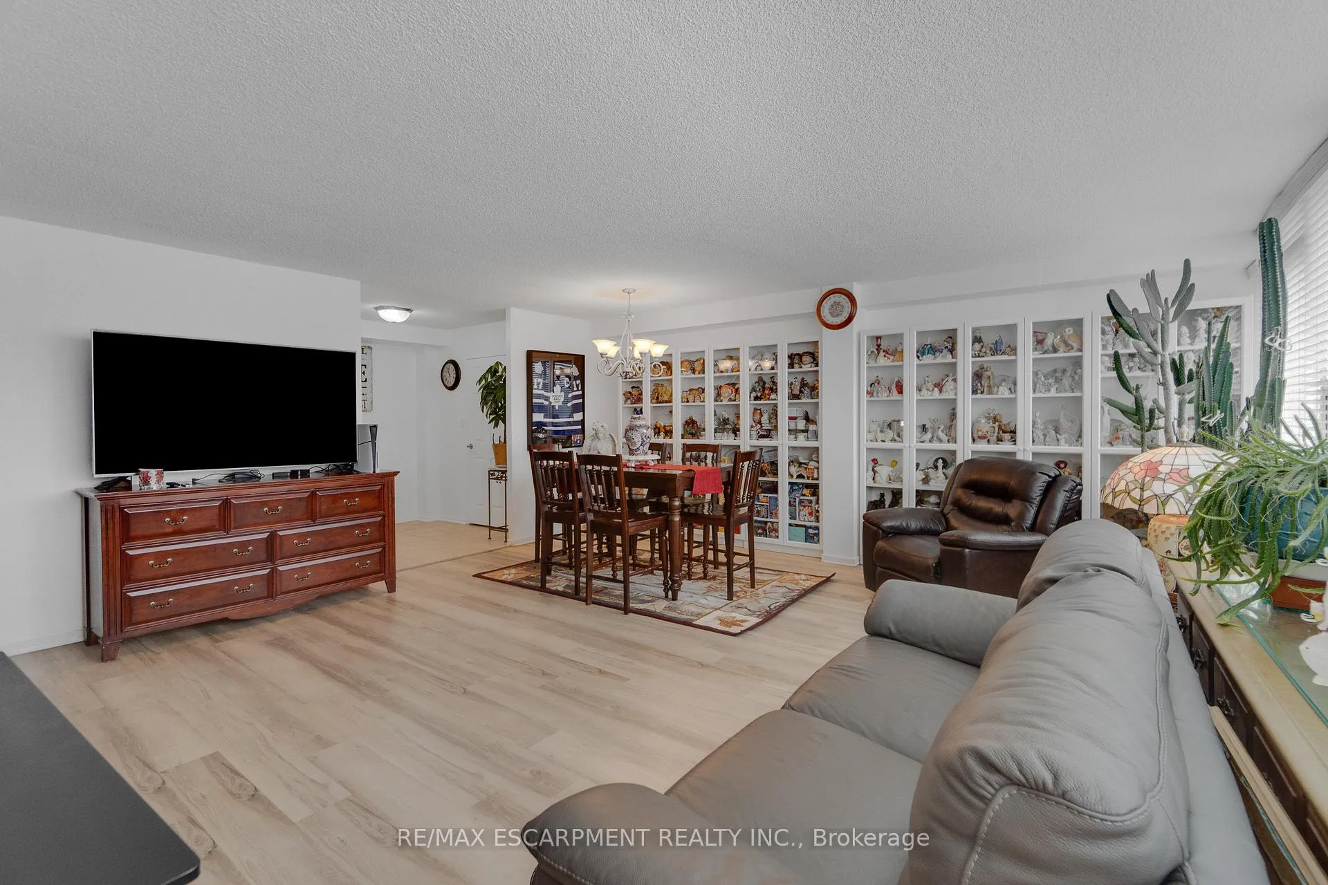 Photo 19 of Unit 504, 120 Duke Street N, Hamilton, Durand — HOMEH
