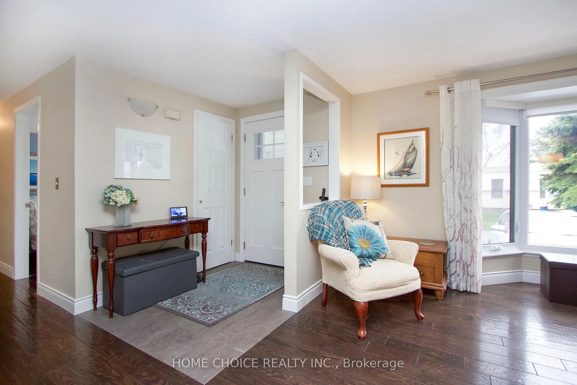 Photo 5 of 80 Bluffs Road, Clarington, Bowmanville — HOMEH