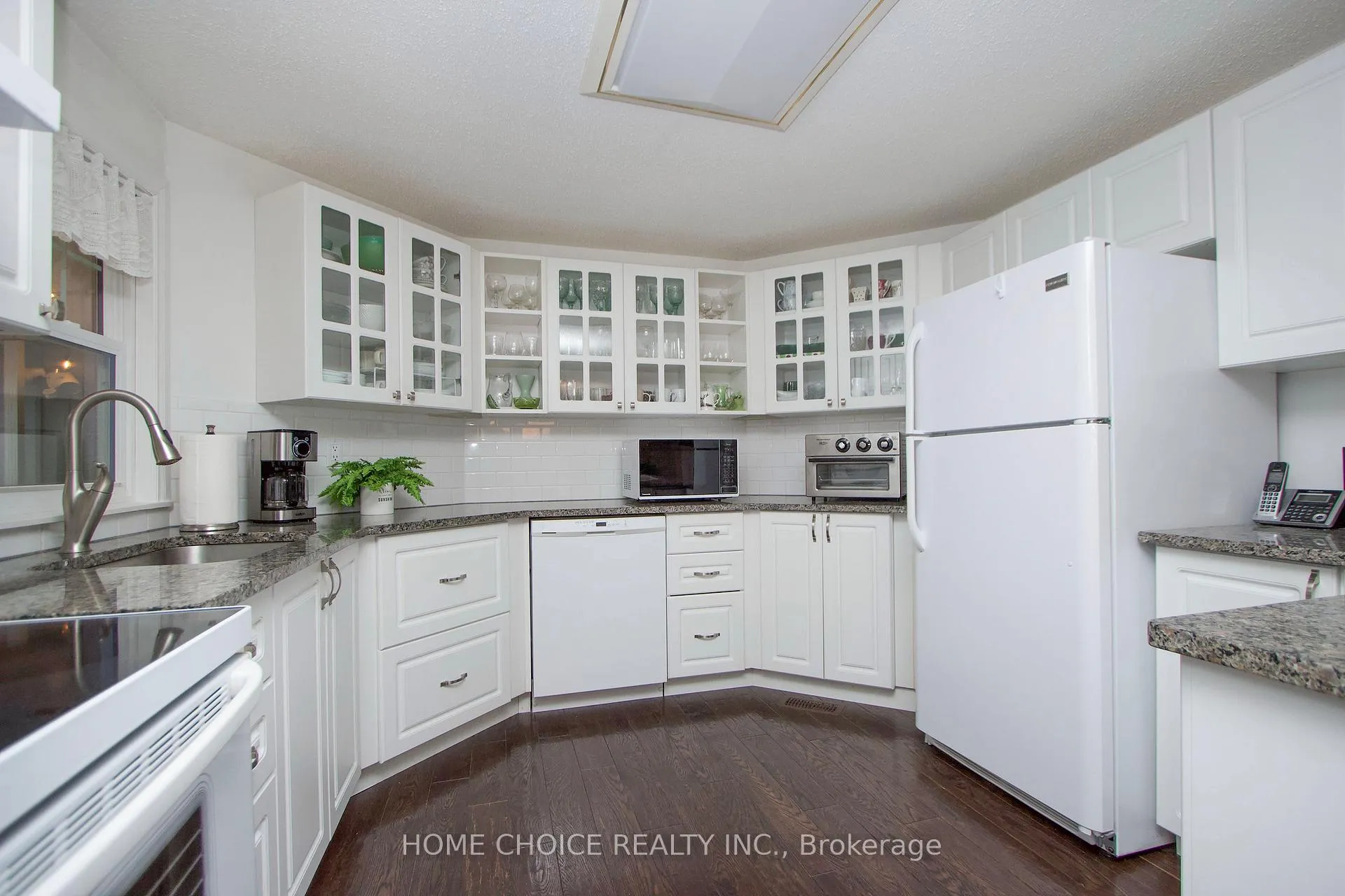 Photo 13 of 80 Bluffs Road, Clarington, Bowmanville — HOMEH