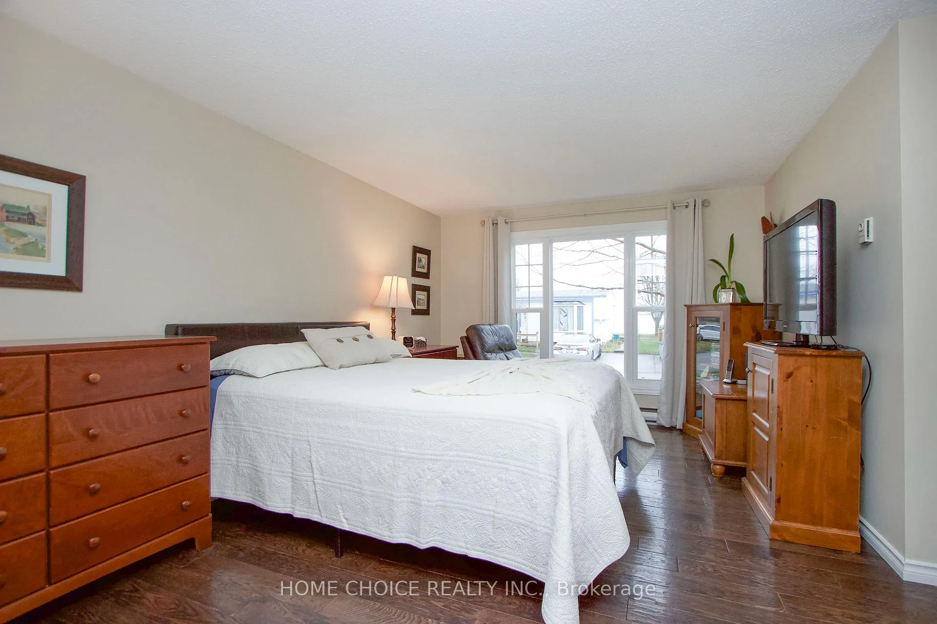 Photo 18 of 80 Bluffs Road, Clarington, Bowmanville — HOMEH