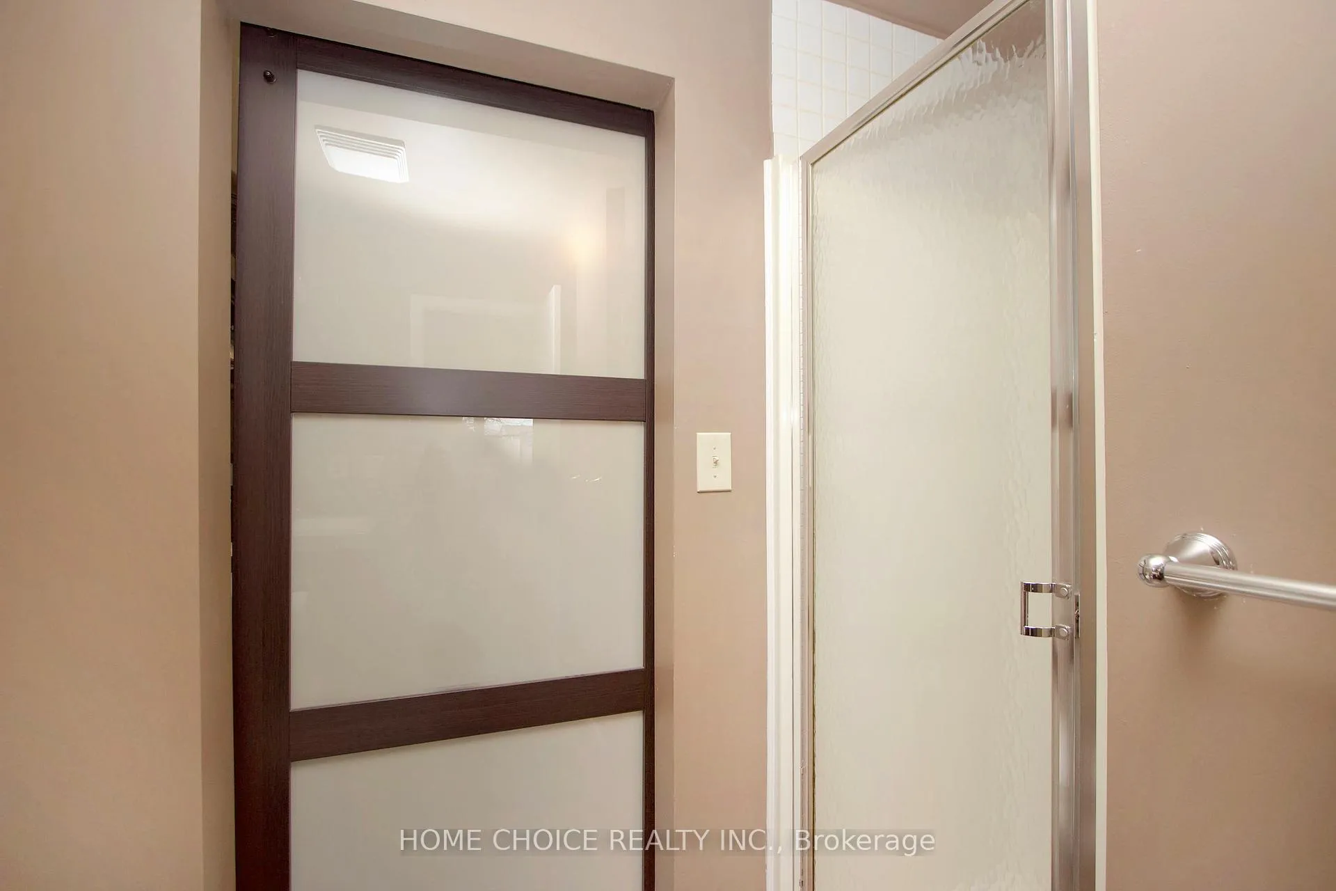 Photo 20 of 80 Bluffs Road, Clarington, Bowmanville — HOMEH