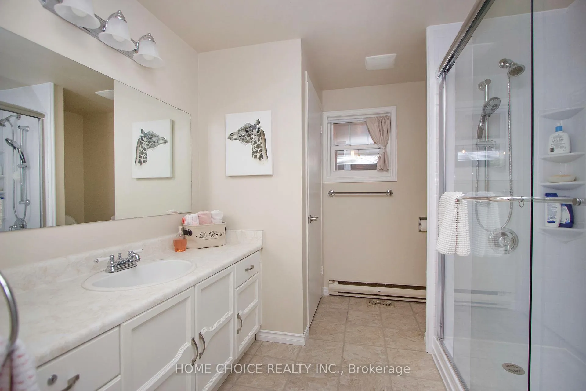 Photo 23 of 80 Bluffs Road, Clarington, Bowmanville — HOMEH