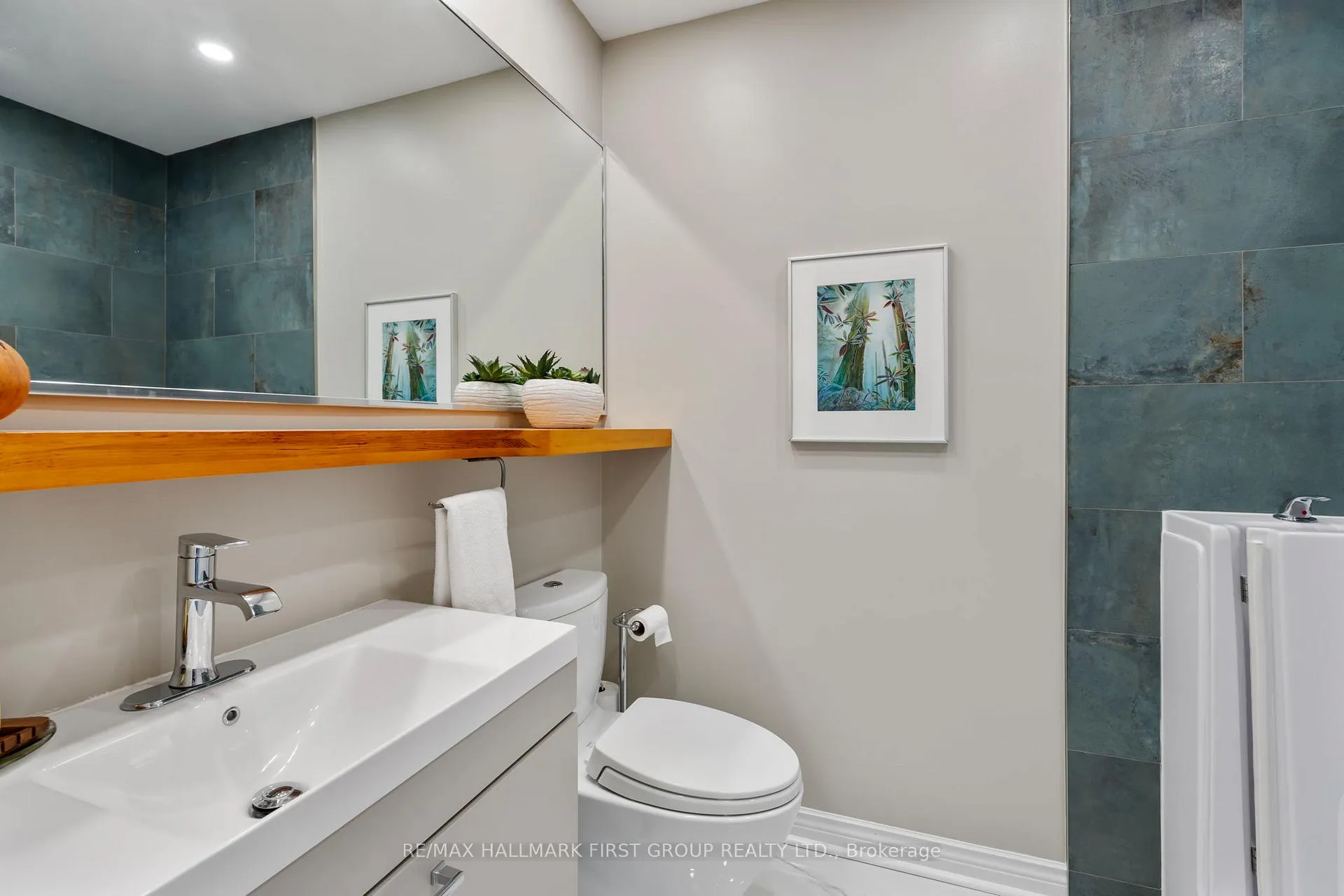 Photo 25 of 39 Kennett Drive, Whitby, Lynde Creek — HOMEH