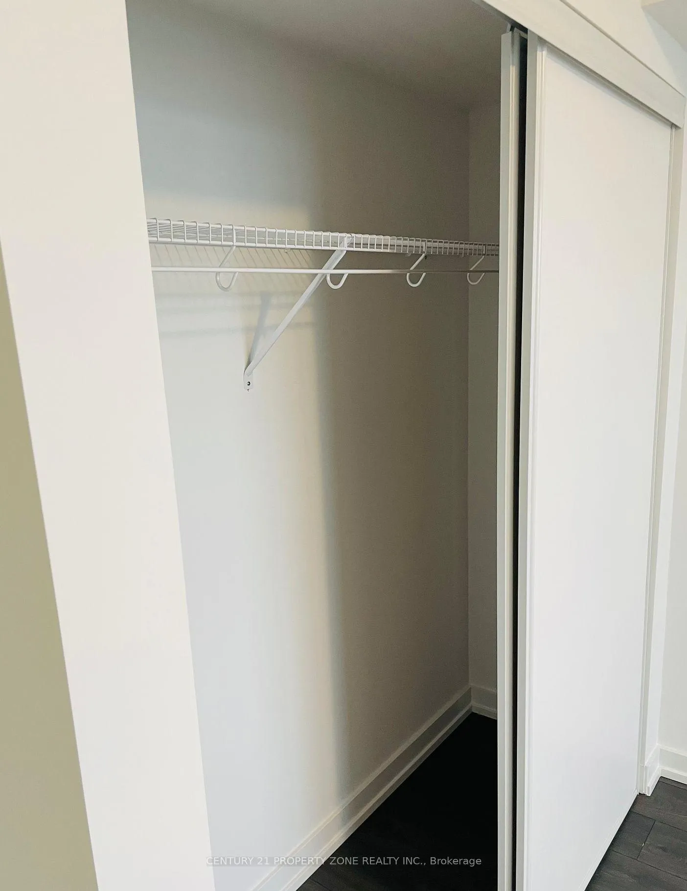 Photo 6 of Unit 1401, 1455 Celebration Drive, Pickering, Bay Ridges — HOMEH