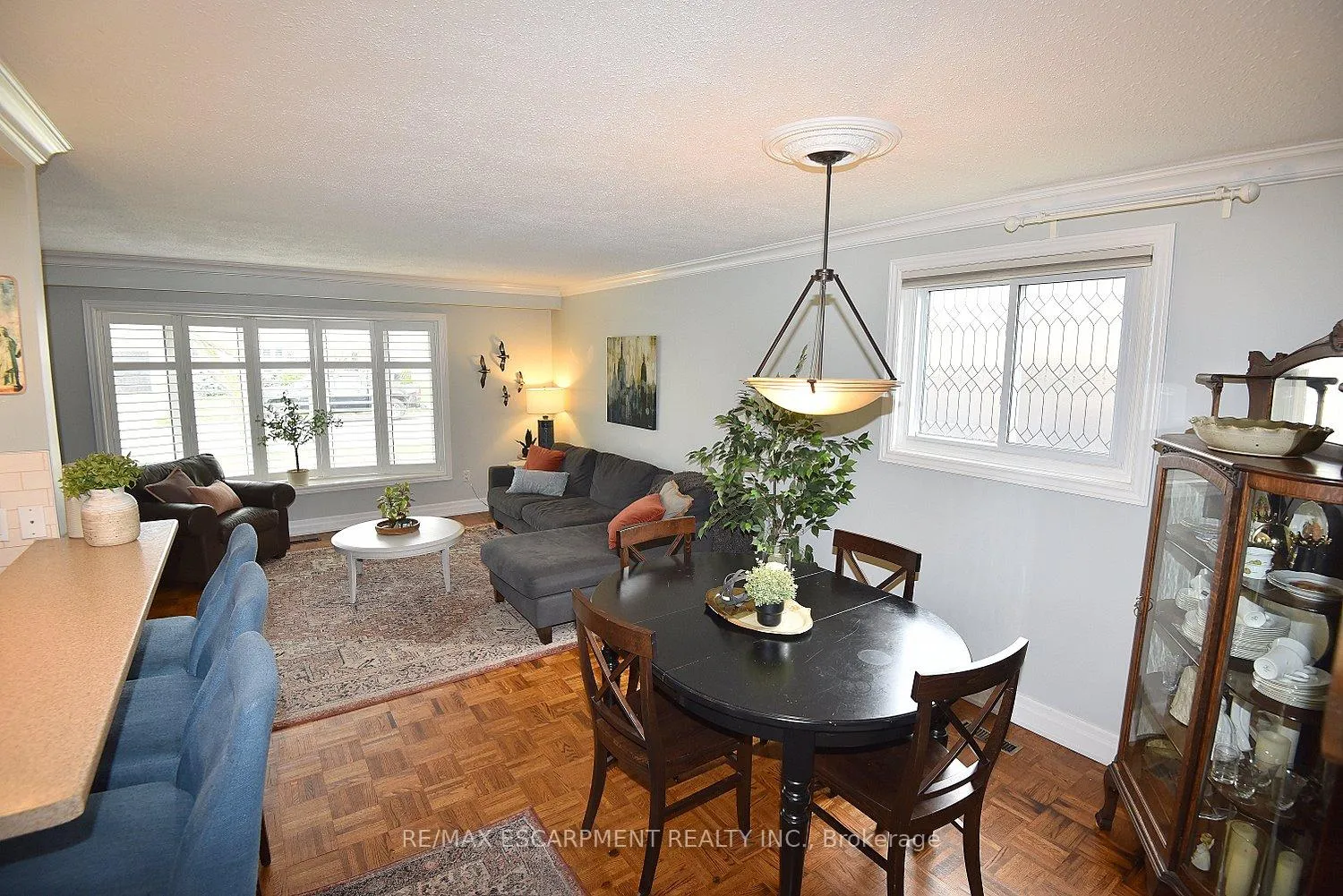 Photo 12 of 3178 Heathfield Drive, Burlington, Palmer — HOMEH
