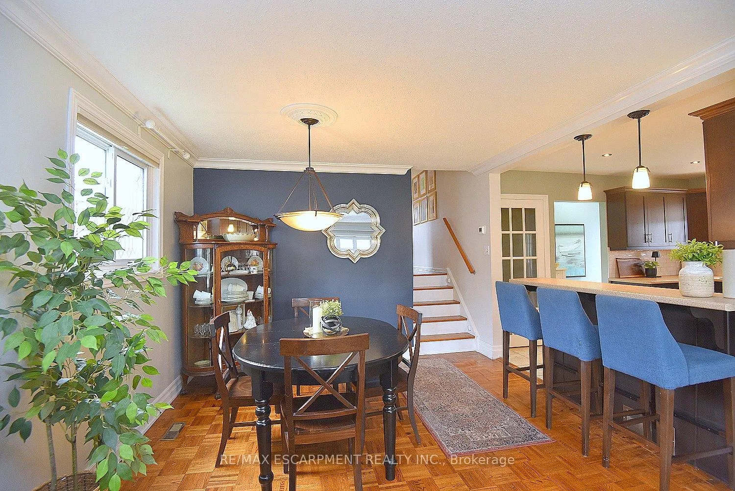 Photo 13 of 3178 Heathfield Drive, Burlington, Palmer — HOMEH