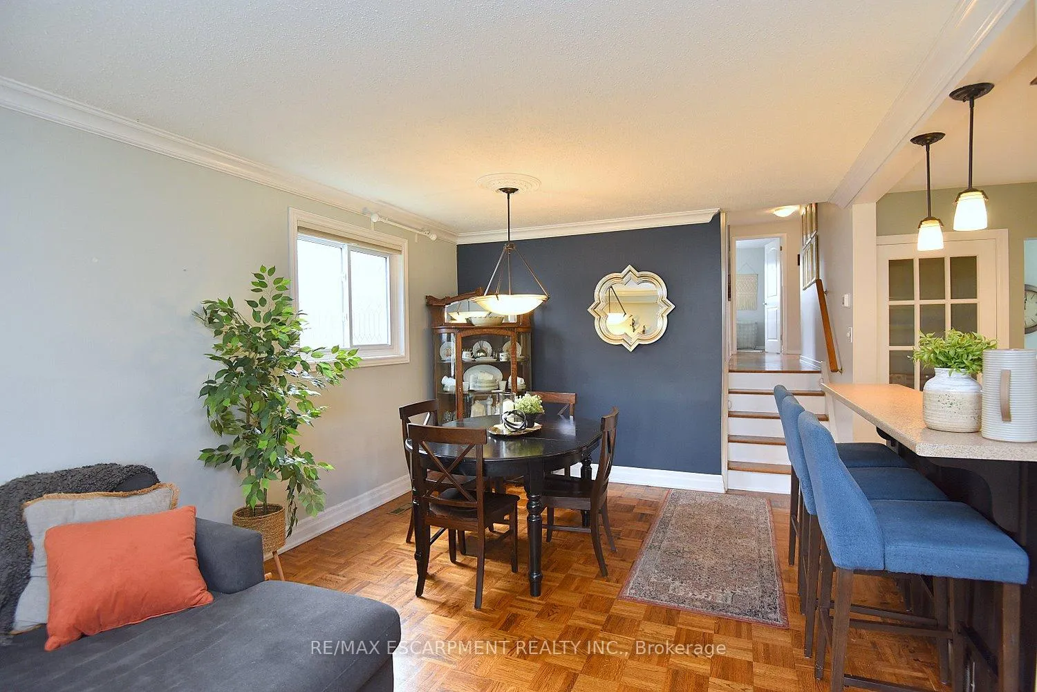 Photo 14 of 3178 Heathfield Drive, Burlington, Palmer — HOMEH