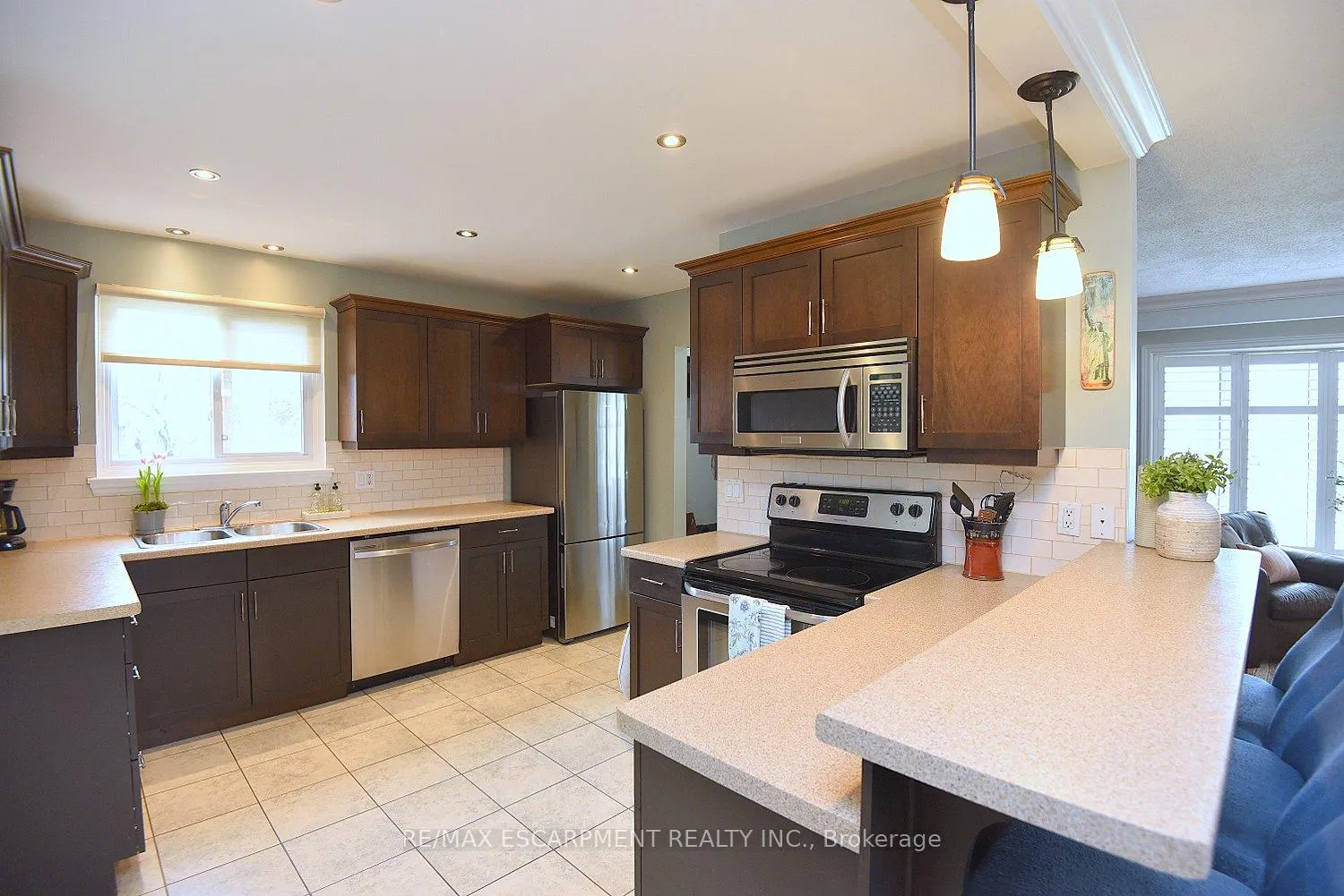 Photo 19 of 3178 Heathfield Drive, Burlington, Palmer — HOMEH