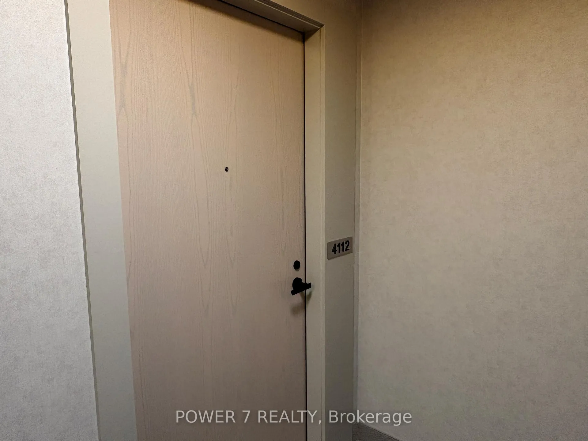 Photo 3 of Unit 4112, 8 Interchange Way, Vaughan, Vaughan Corporate Centre — HOMEH