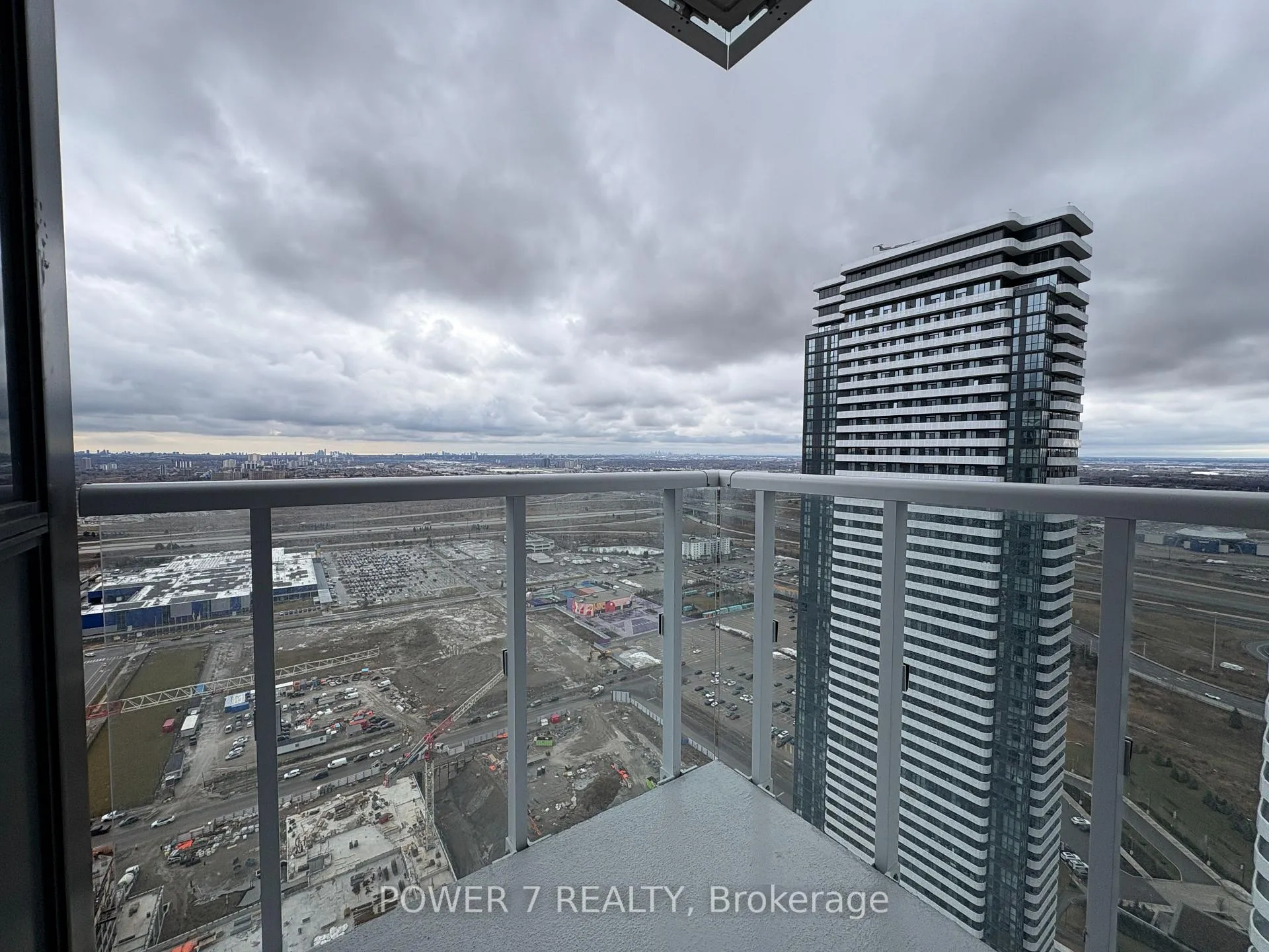 Photo 18 of Unit 4112, 8 Interchange Way, Vaughan, Vaughan Corporate Centre — HOMEH