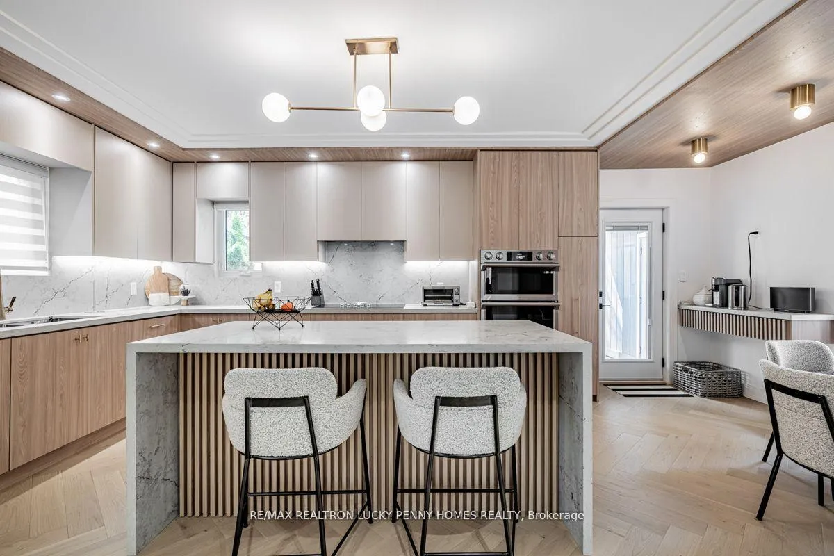 Photo 8 of 37 Chudleigh Avenue, Toronto, Lawrence Park South — HOMEH