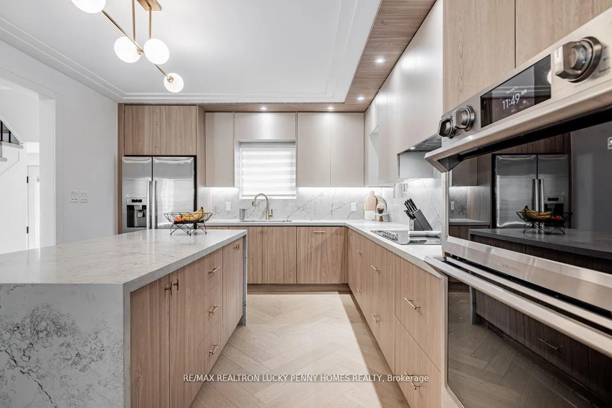 Photo 10 of 37 Chudleigh Avenue, Toronto, Lawrence Park South — HOMEH