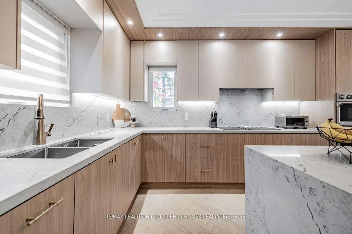 Photo 11 of 37 Chudleigh Avenue, Toronto, Lawrence Park South — HOMEH