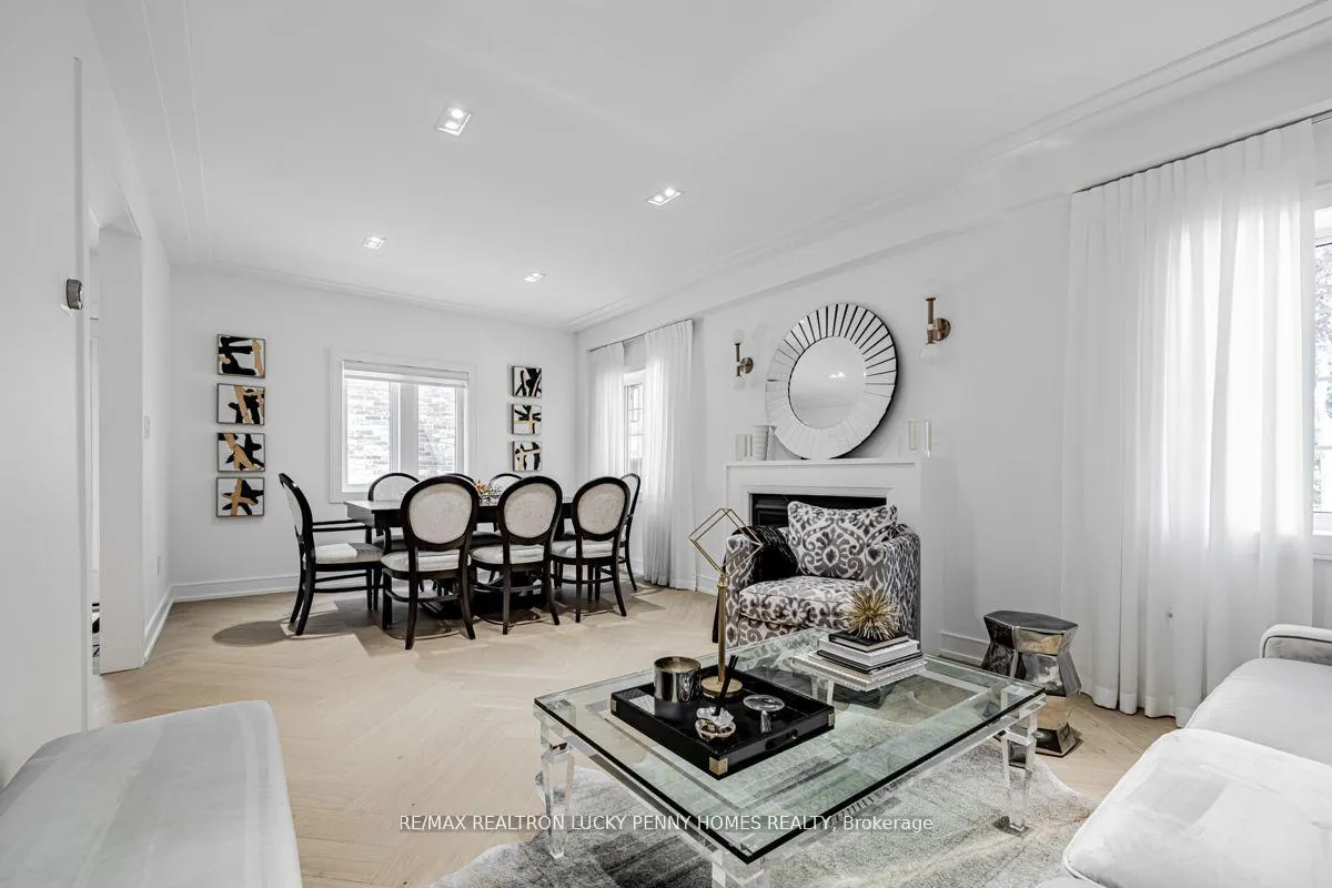 Photo 17 of 37 Chudleigh Avenue, Toronto, Lawrence Park South — HOMEH