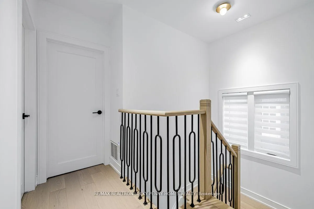Photo 18 of 37 Chudleigh Avenue, Toronto, Lawrence Park South — HOMEH