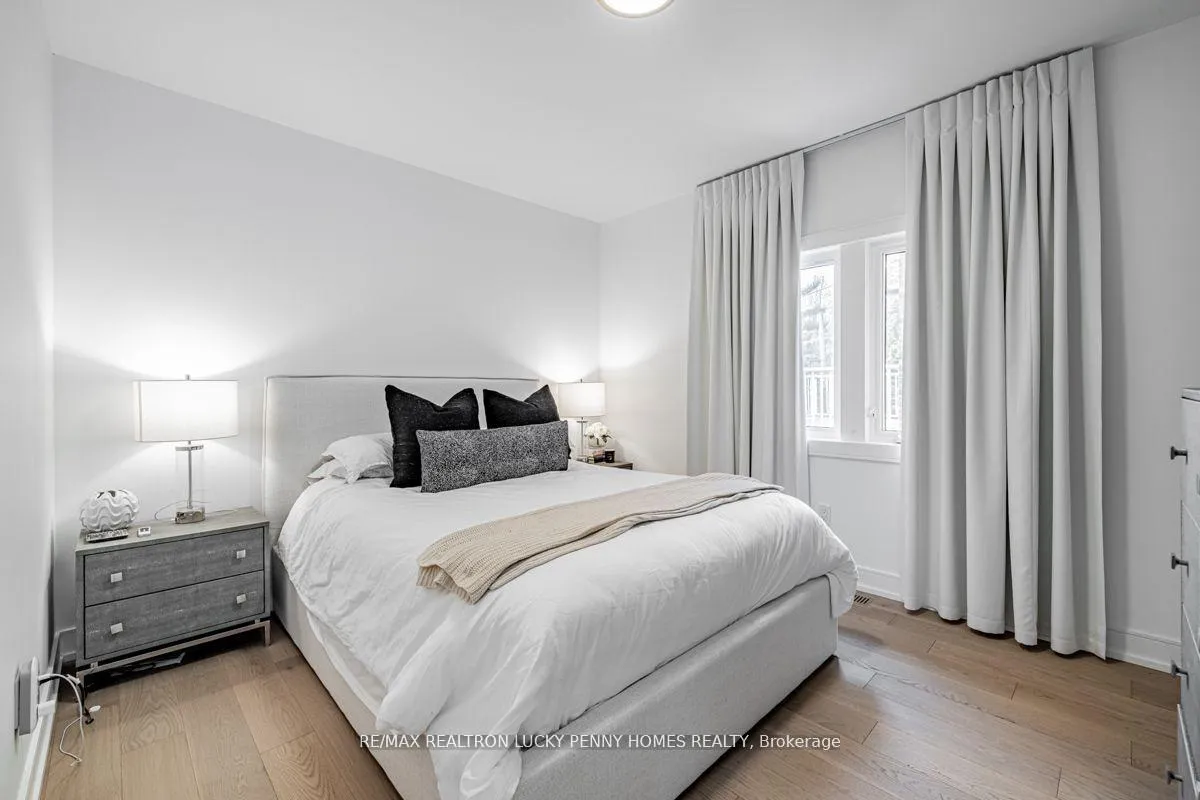 Photo 20 of 37 Chudleigh Avenue, Toronto, Lawrence Park South — HOMEH