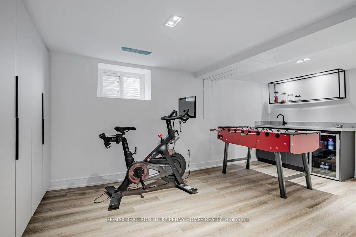 Photo 29 of 37 Chudleigh Avenue, Toronto, Lawrence Park South — HOMEH