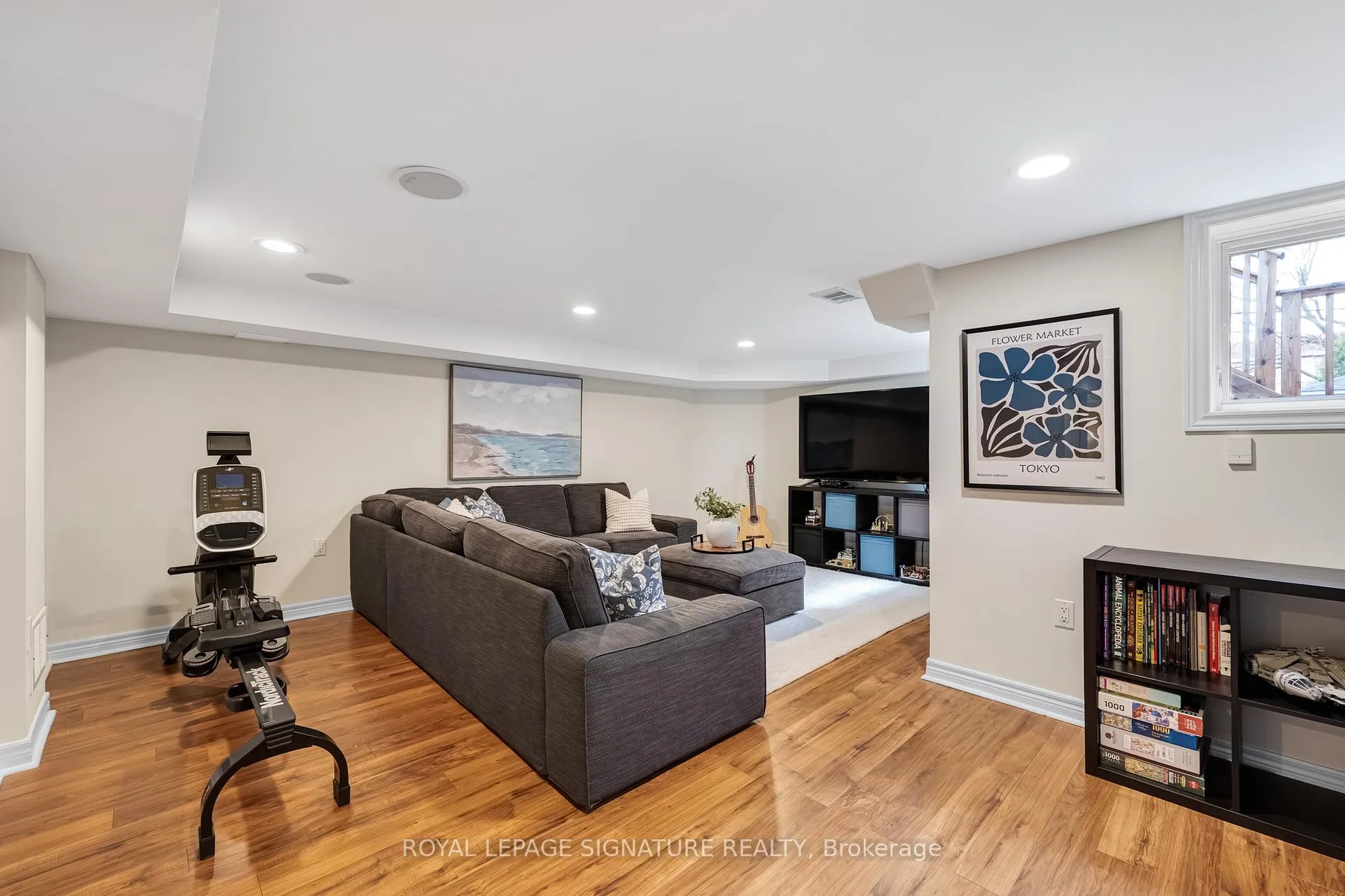 Photo 25 of 343 Sutherland Drive, Toronto, Leaside — HOMEH