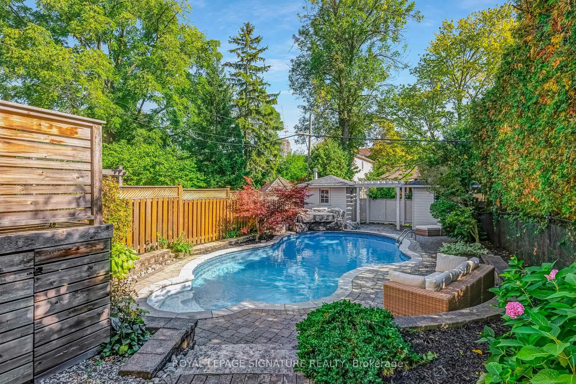 Photo 30 of 343 Sutherland Drive, Toronto, Leaside — HOMEH