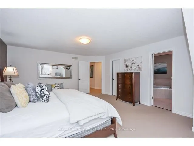 Photo 23 of Unit Upper, 9 Geddes Crescent, Guelph, Kortright West — HOMEH