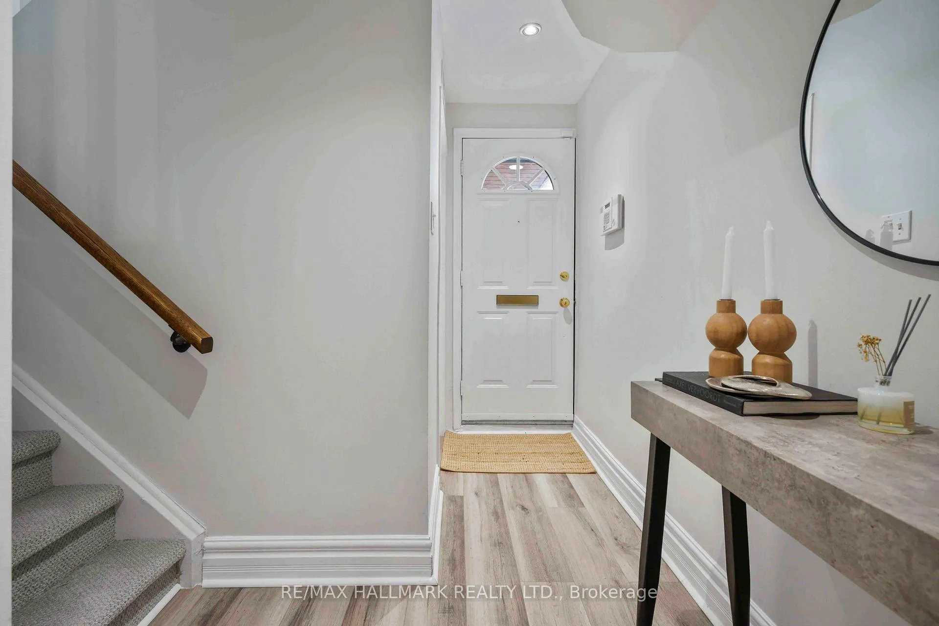 Photo 3 of 455 Broadview Avenue, Toronto, North Riverdale — HOMEH