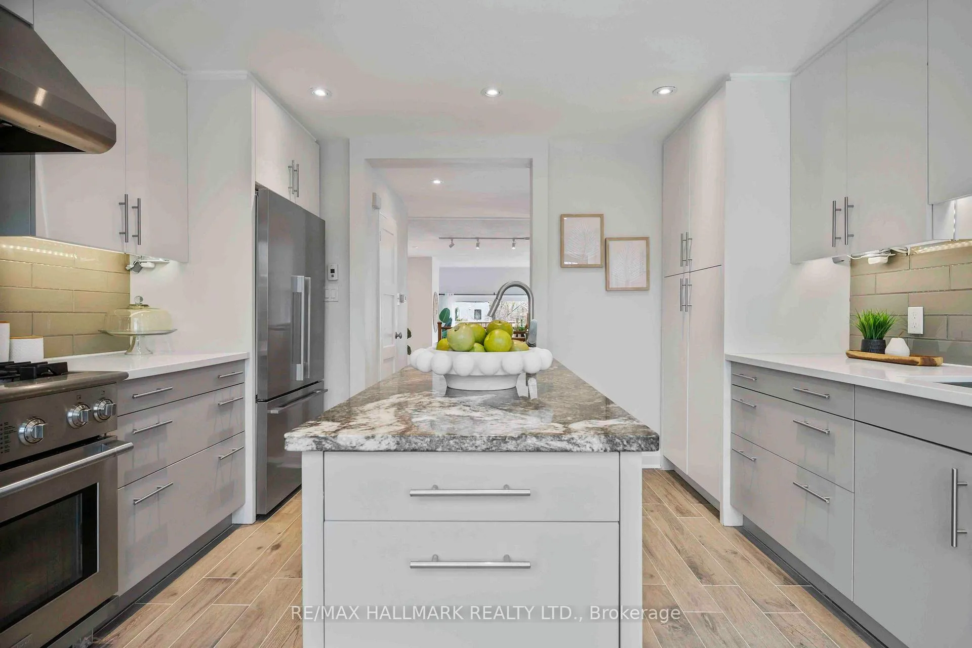 Photo 25 of 455 Broadview Avenue, Toronto, North Riverdale — HOMEH