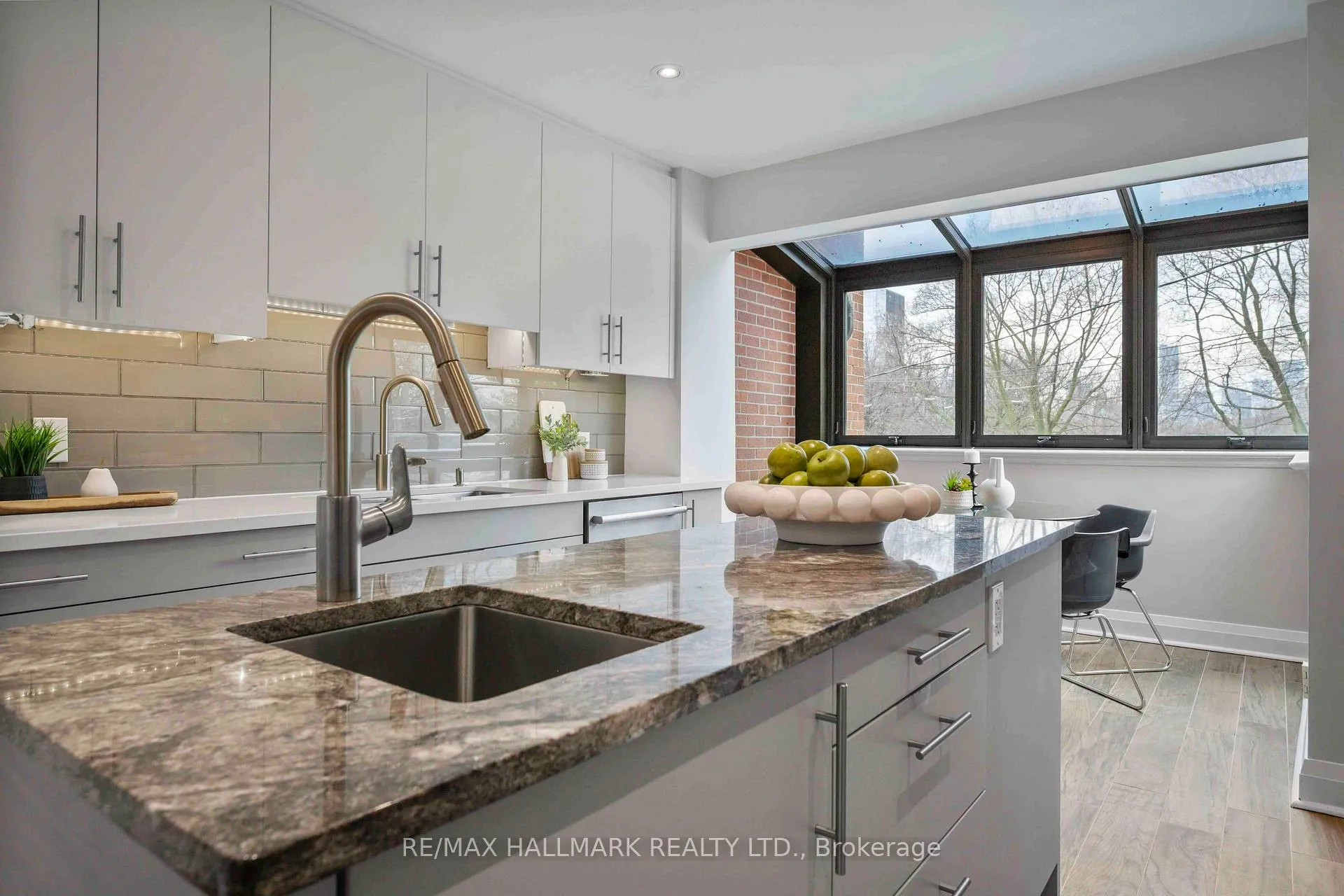 Photo 27 of 455 Broadview Avenue, Toronto, North Riverdale — HOMEH