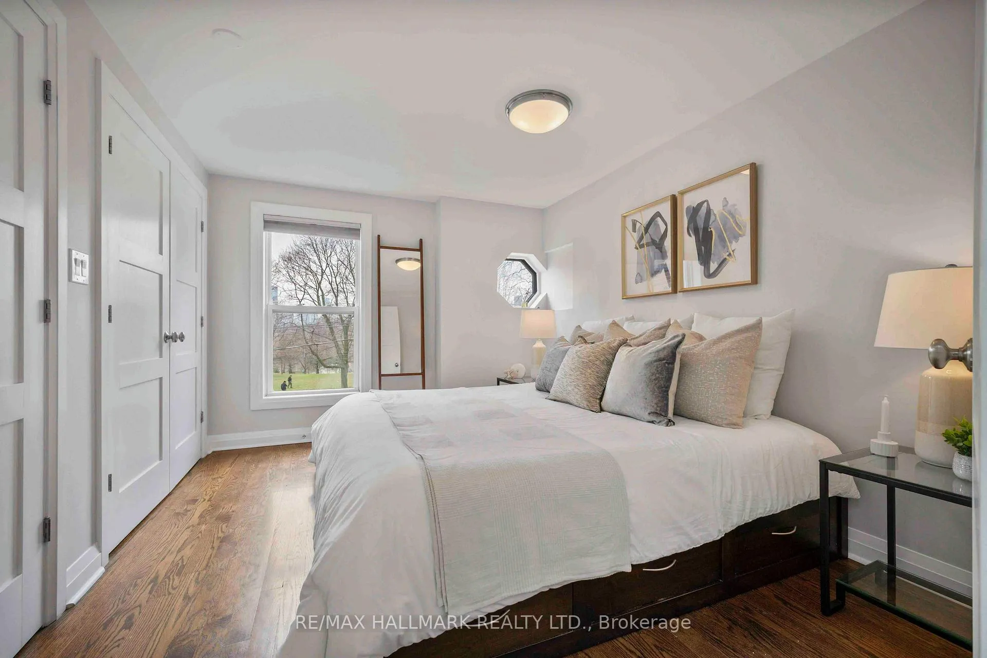 Photo 37 of 455 Broadview Avenue, Toronto, North Riverdale — HOMEH