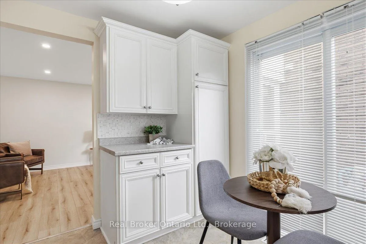 Photo 3 of Unit 5, 415 Morgan Avenue, Kitchener — HOMEH