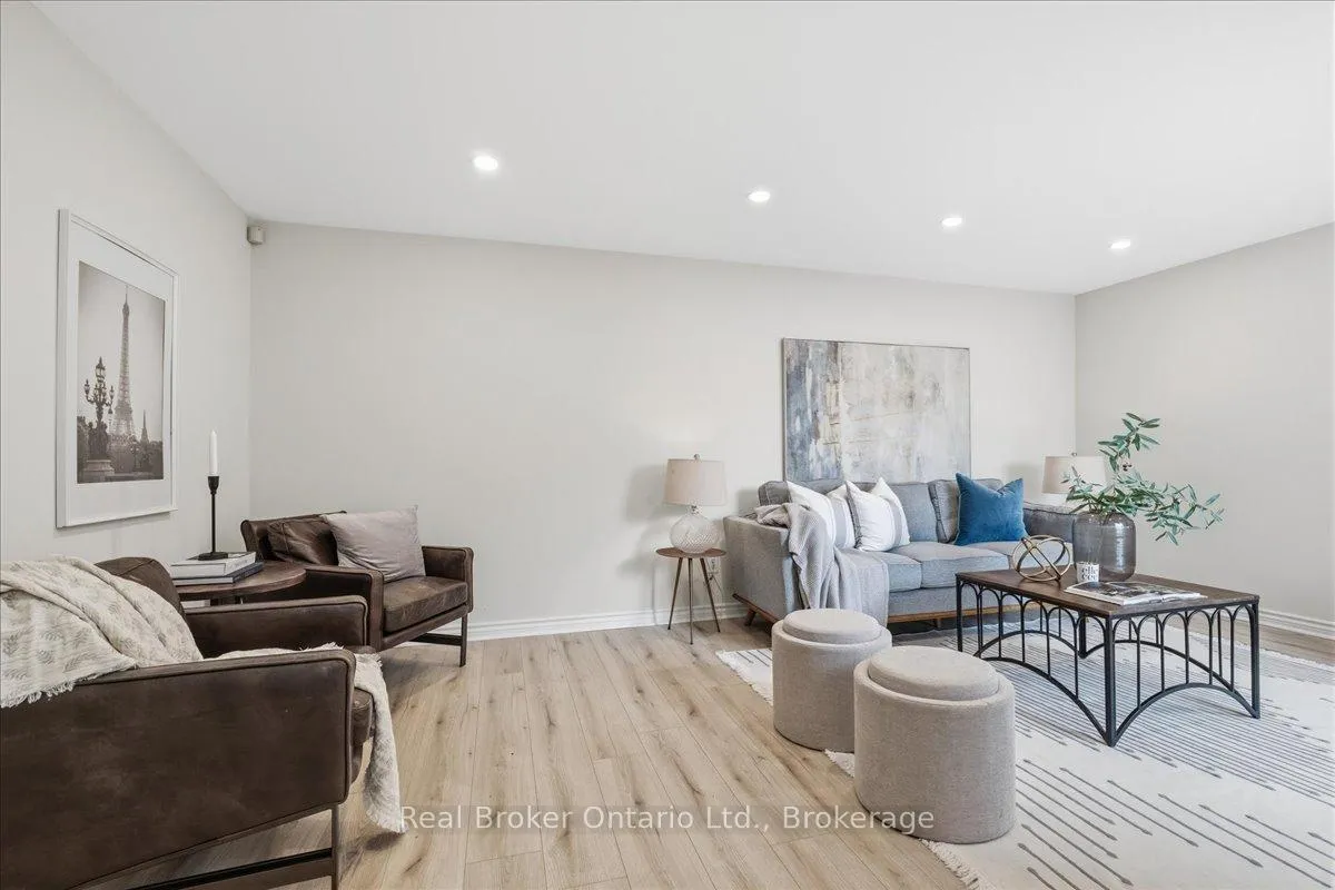 Photo 6 of Unit 5, 415 Morgan Avenue, Kitchener — HOMEH