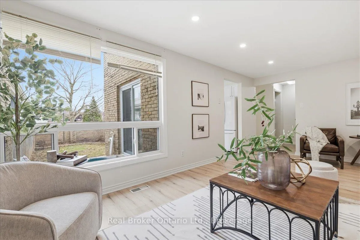 Photo 10 of Unit 5, 415 Morgan Avenue, Kitchener — HOMEH
