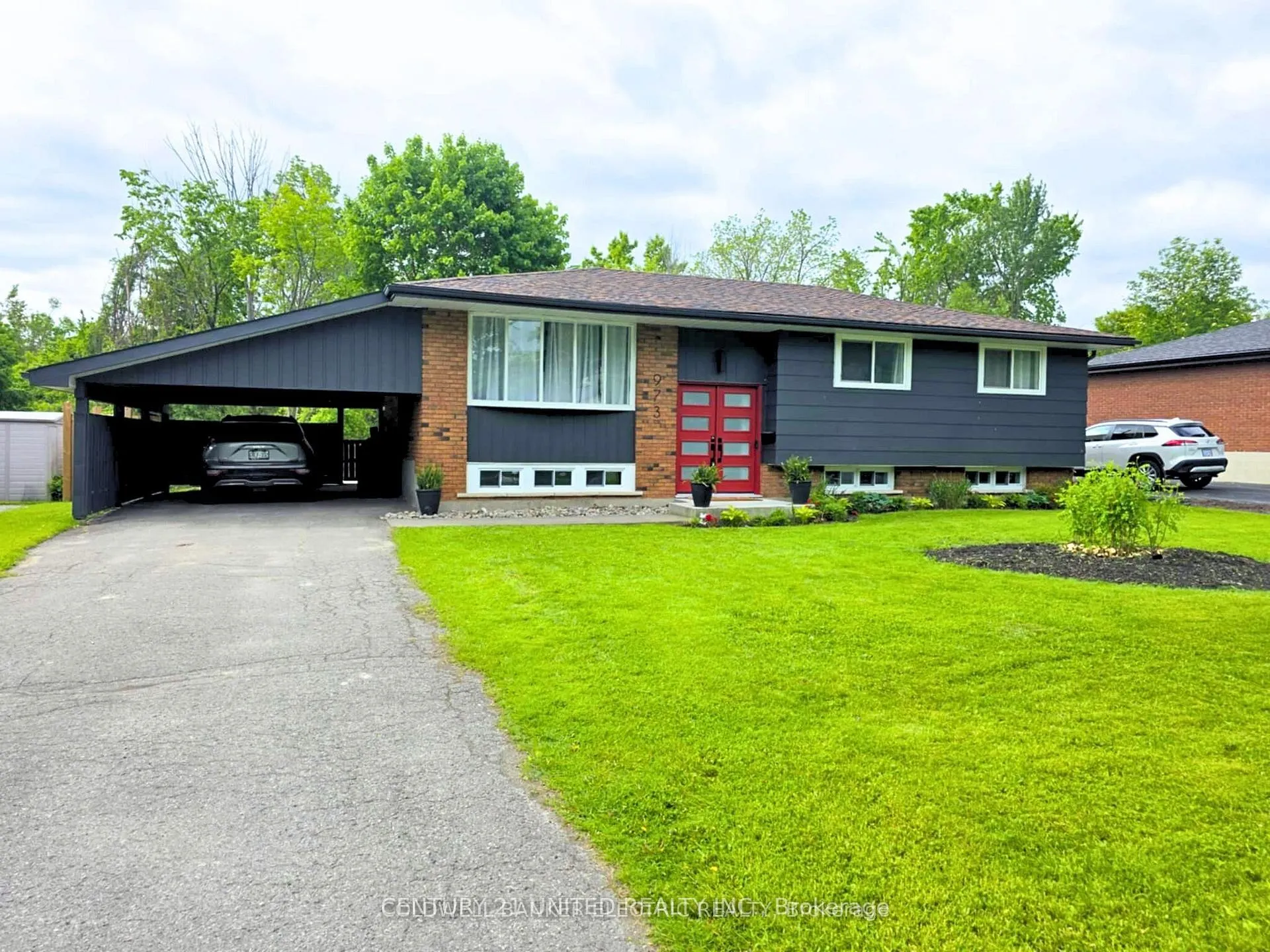 Photo 1 of 973 Afton Road, Peterborough, Otonabee Ward 1 — HOMEH