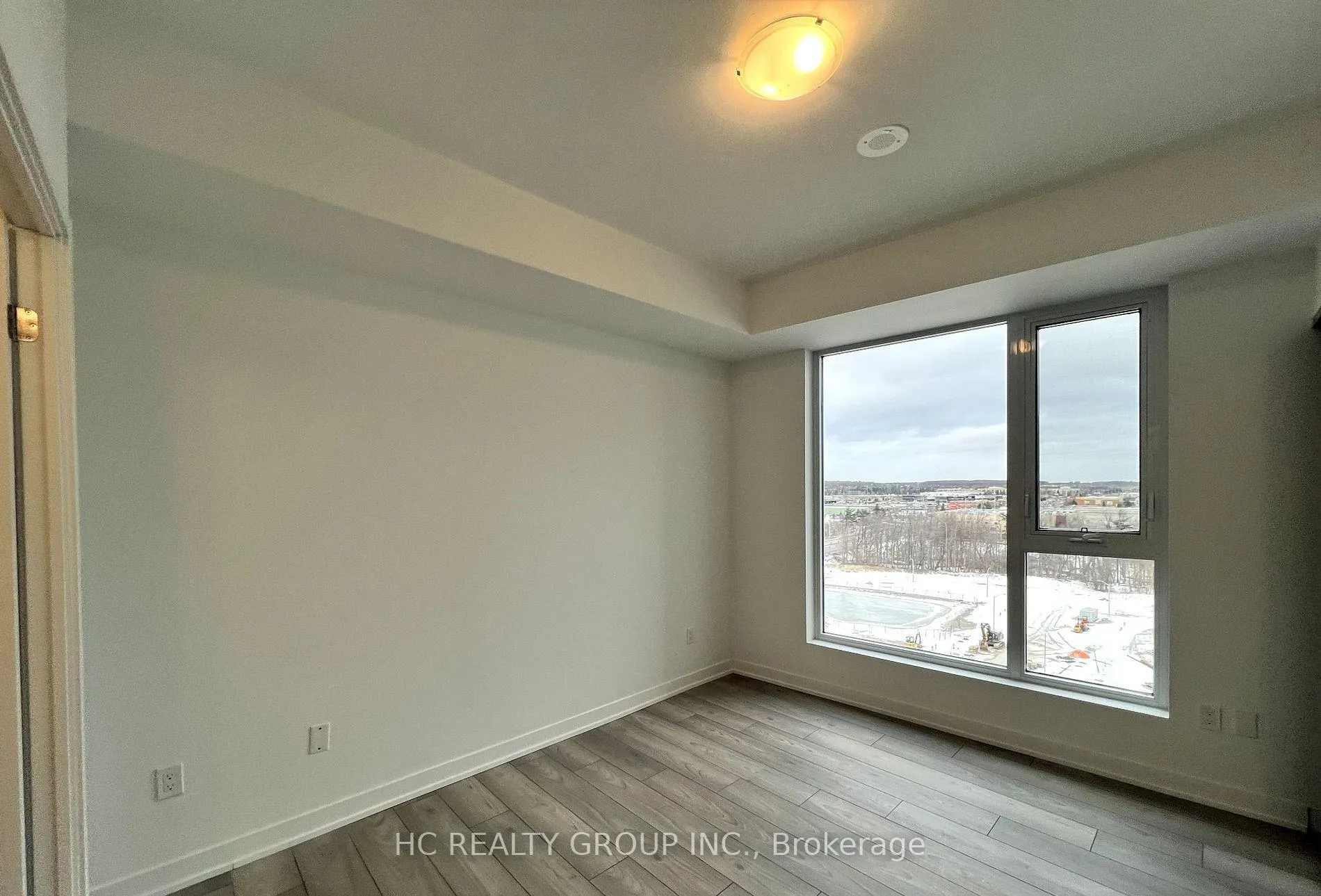 Photo 8 of Unit 1030, 498 Caldari Road, Vaughan, Concord — HOMEH