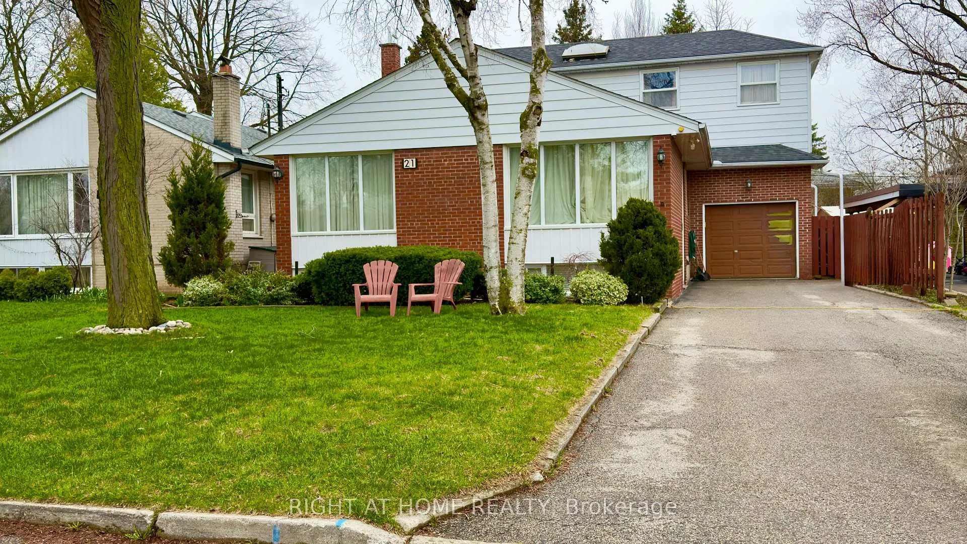 Front of 21 Mitre Place