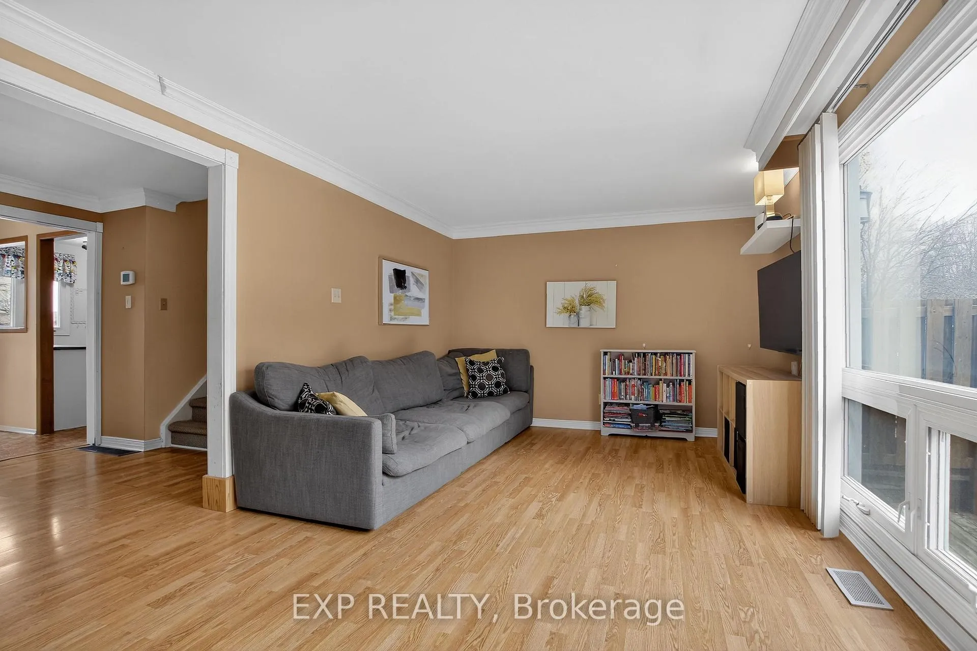 Photo 5 of Unit 70, 42F Benlea Drive, Ottawa, Tanglewood — HOMEH