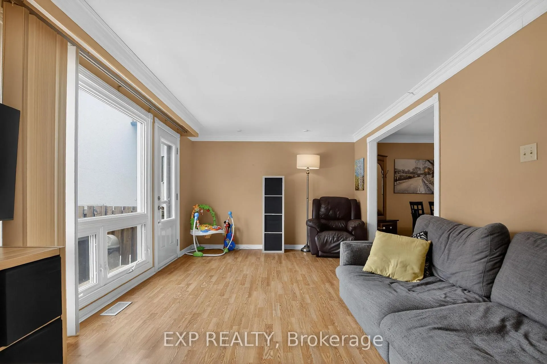 Photo 6 of Unit 70, 42F Benlea Drive, Ottawa, Tanglewood — HOMEH