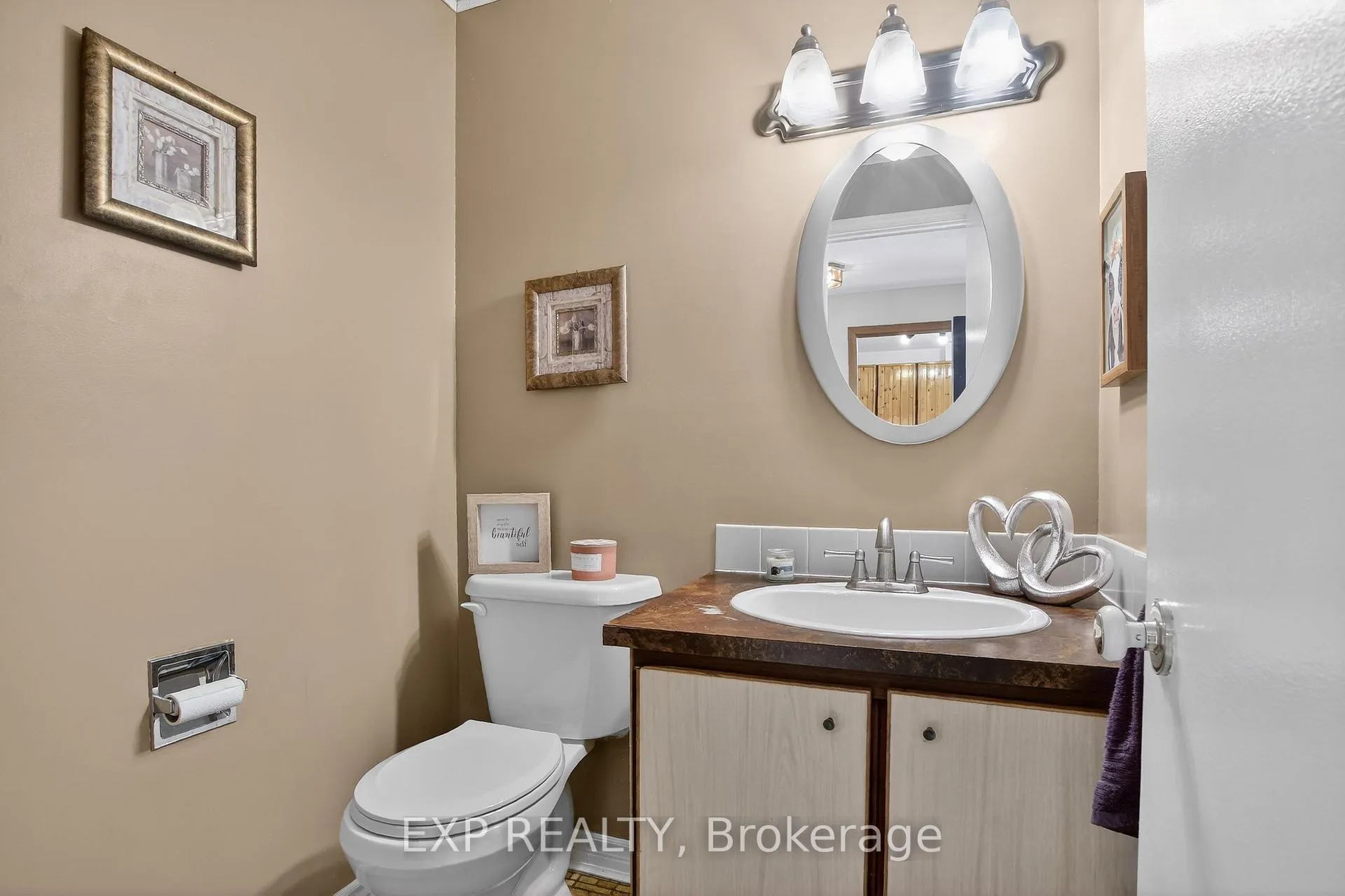 Photo 12 of Unit 70, 42F Benlea Drive, Ottawa, Tanglewood — HOMEH