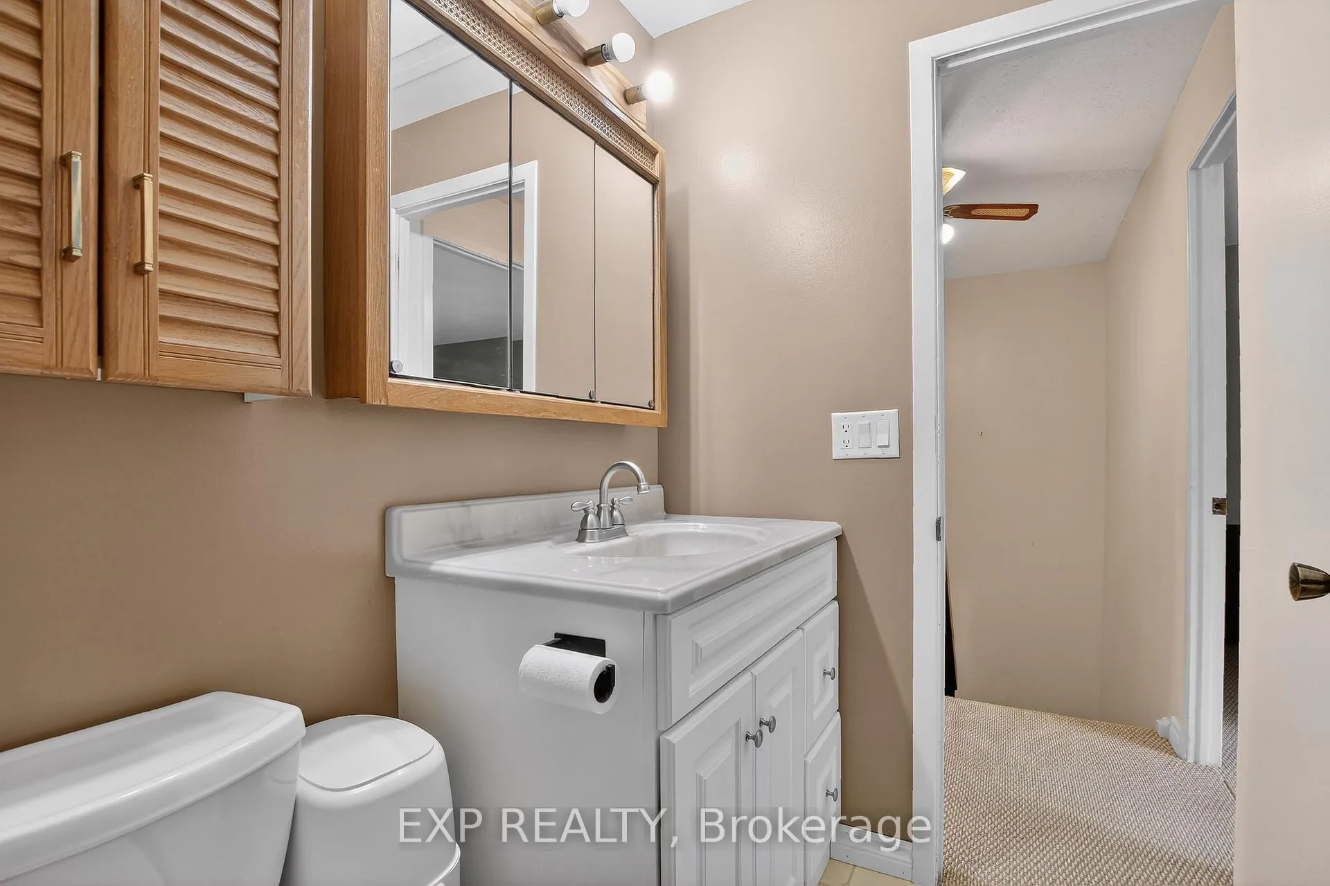 Photo 19 of Unit 70, 42F Benlea Drive, Ottawa, Tanglewood — HOMEH
