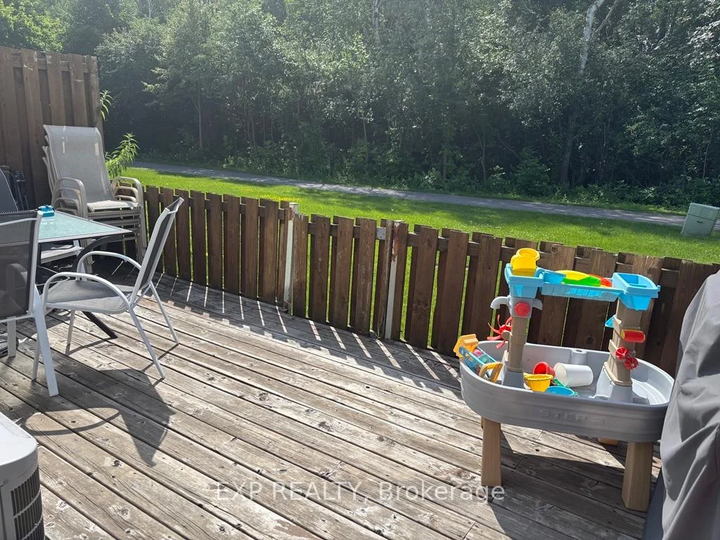 Photo 25 of Unit 70, 42F Benlea Drive, Ottawa, Tanglewood — HOMEH