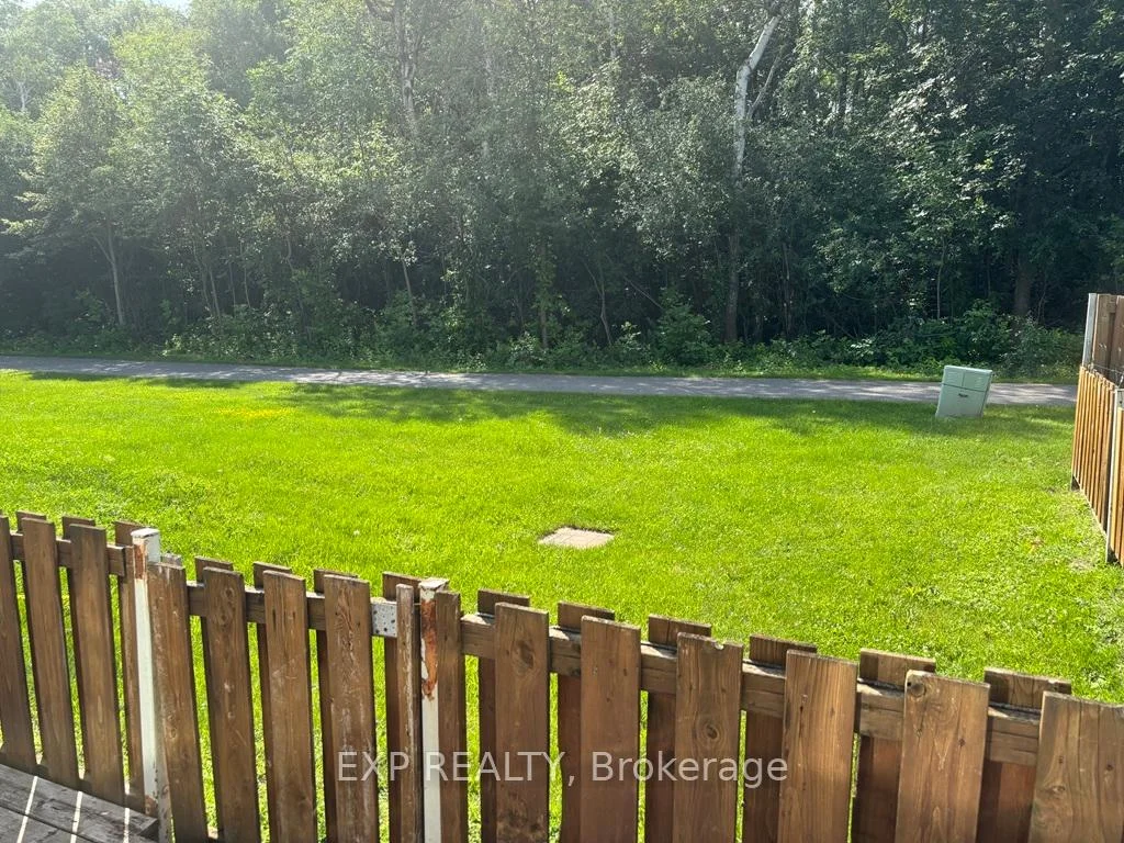 Photo 26 of Unit 70, 42F Benlea Drive, Ottawa, Tanglewood — HOMEH