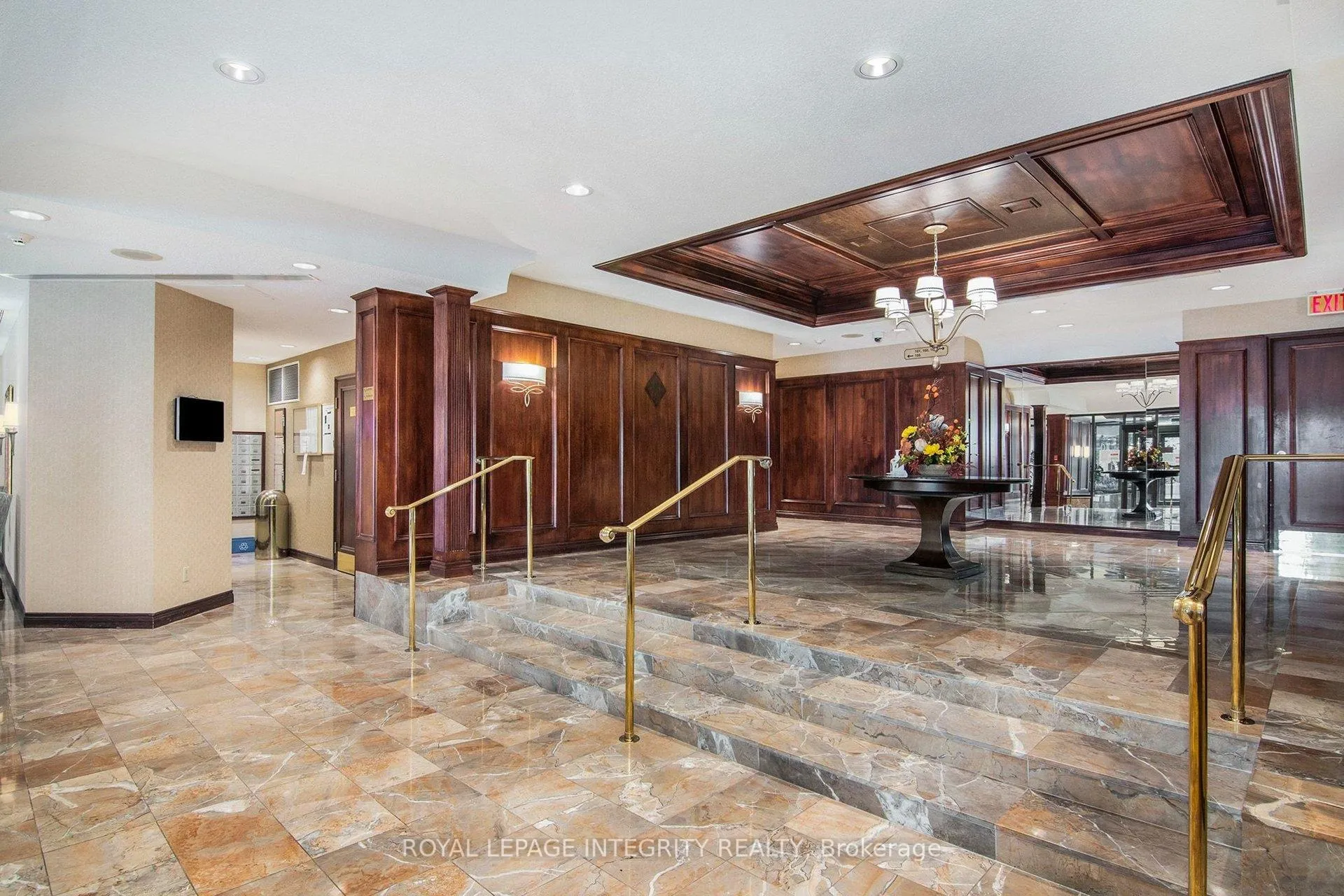 Photo 2 of Unit 1905, 1510 Riverside Drive, Ottawa, Riverview Park — HOMEH