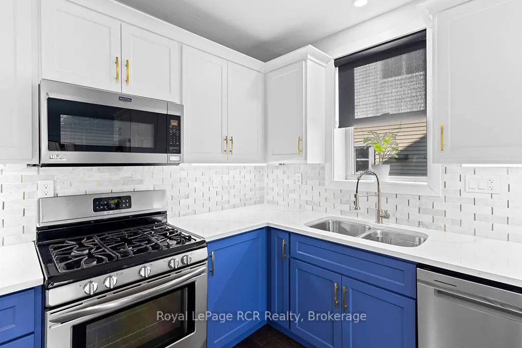 Photo 54 of 144 Loucks Lane, Chatsworth — HOMEH