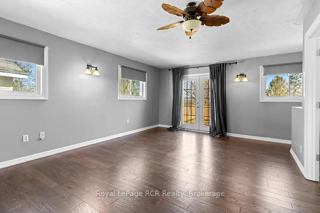 Photo 63 of 144 Loucks Lane, Chatsworth — HOMEH